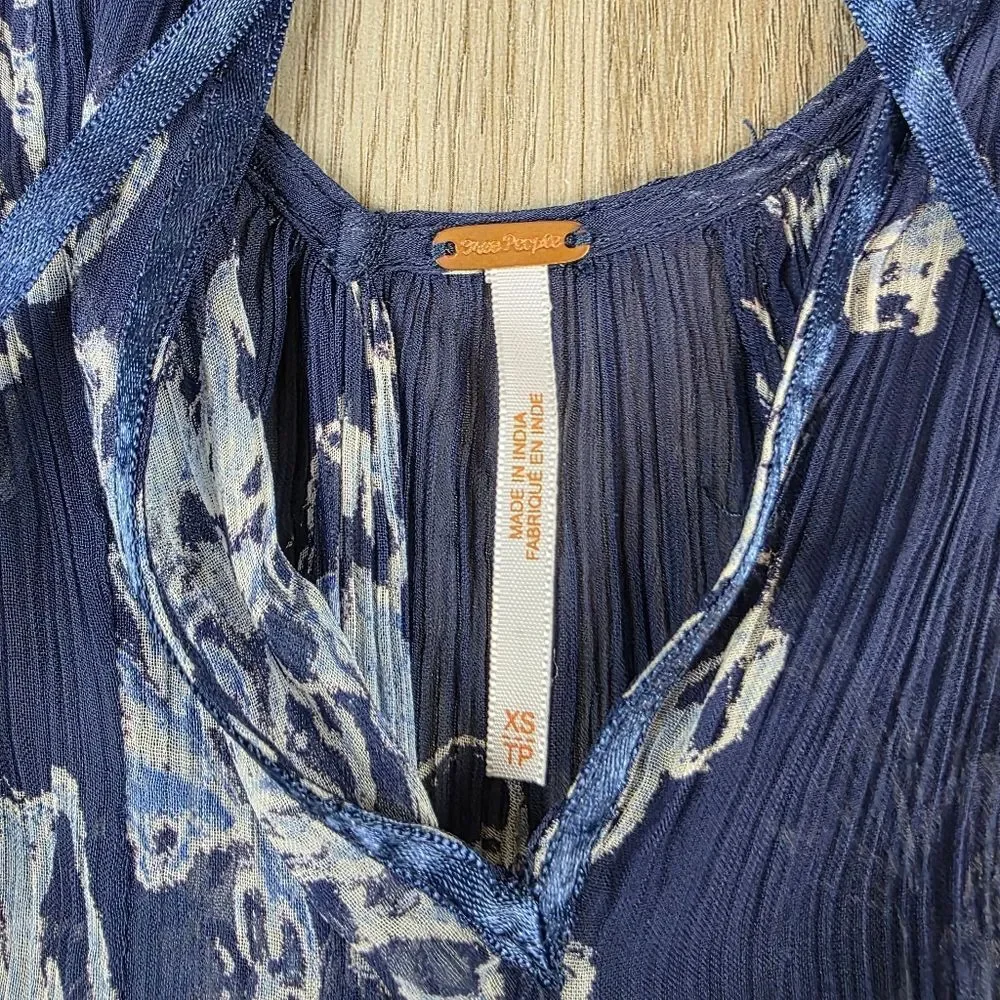 Free People Sheer Floral Top Size XS